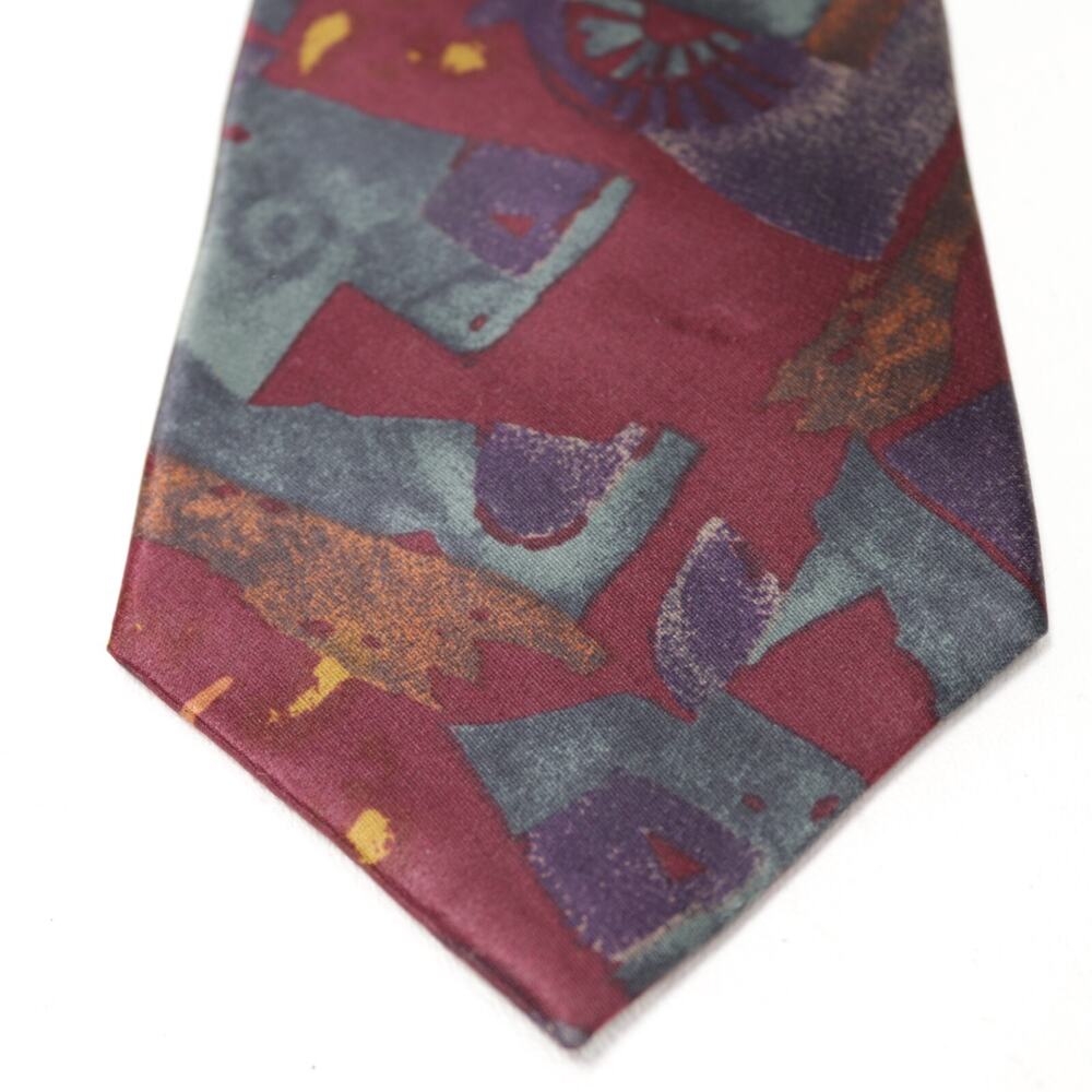 Vtg Cambridge Classics Mervyns Tie Mens 57 in Burgundy Silk Abstract Wide